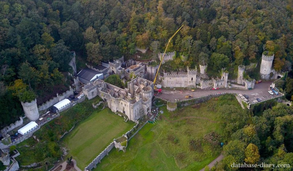 ตำนานเรื่องเล่า Gwrych Castle เป็นปราสาทจำลองสมัยศตวรรษที่ 19 ใกล้กับเมือง Abergele ในเขตปกครอง Conwy County ทาง