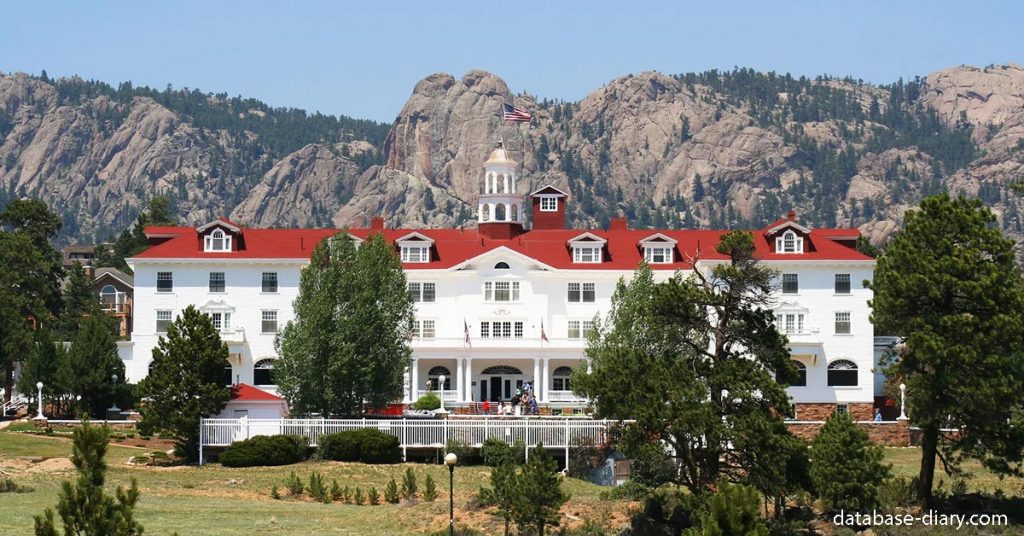 Hotel Colorado โรงแรมผีสิงโคโลราโดในเกลนวูดสปริงส์ สร้างขึ้นในปี พ.ศ. 2434 เปิดประตูสู่สาธารณชนในปี พ.ศ. 2436 โดยมีห้องนอน 191 