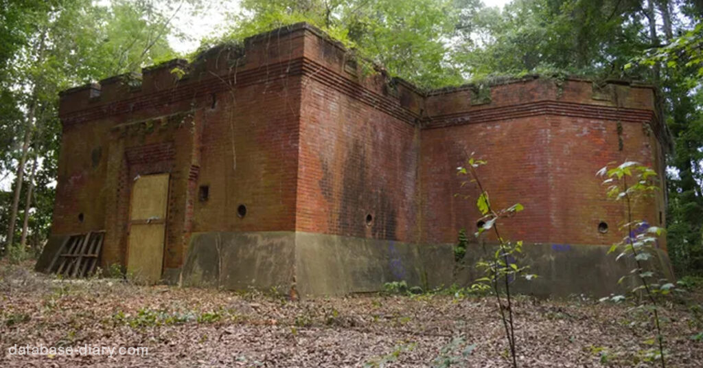 Savannah Secret Burial Grounds สถานที่ฝังศพลับของสะวันนา ทำไม Savannah ถึงเป็นหนึ่งในเมืองผีสิงของอเมริกา เป็นเพราะประวัติ